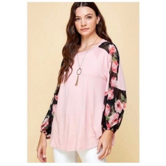 Pink Top with Floral Chiffon Sleeves✨️ - Picture 4 of 4